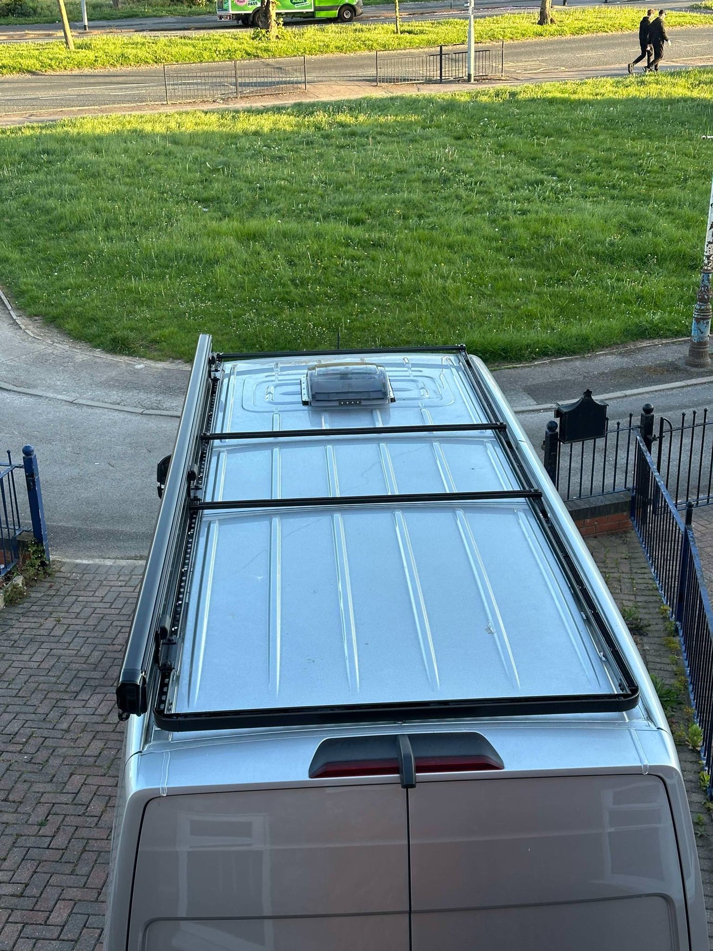 Unistrut Roof Rack - 90° Elbow